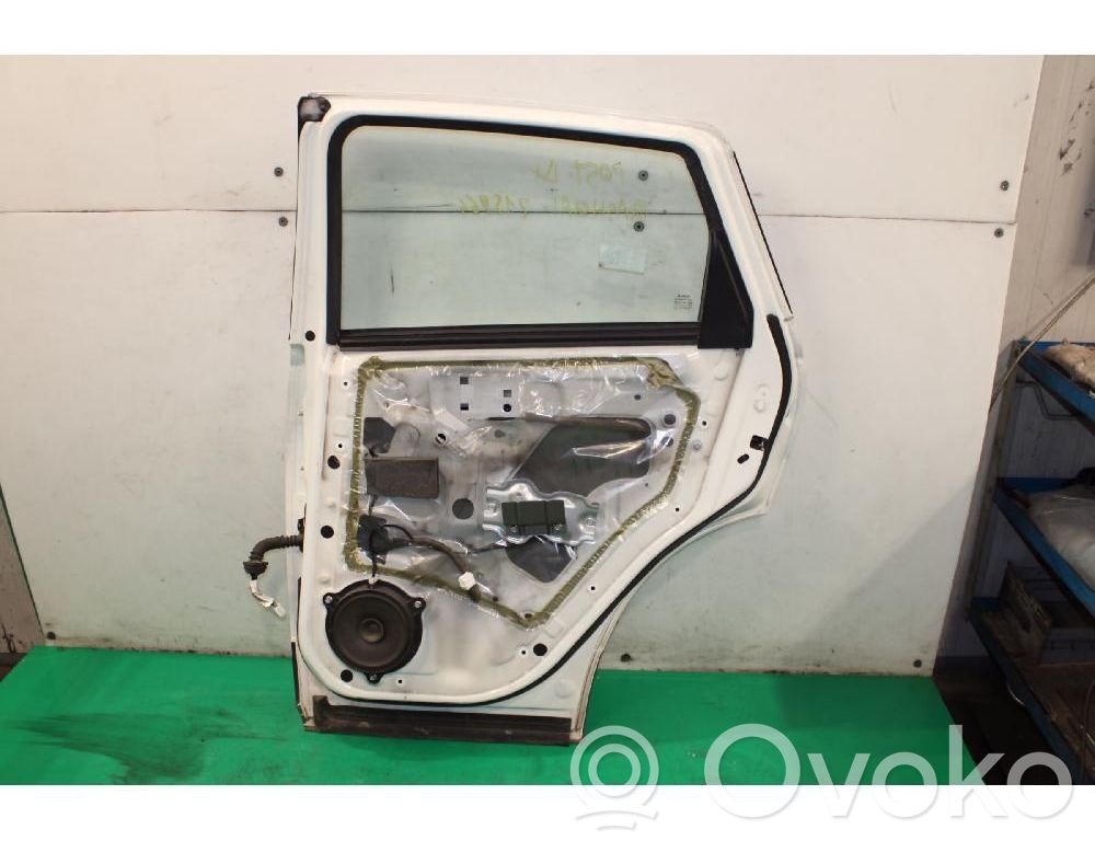 Nissan Qashqai+2 Ușă spate 
