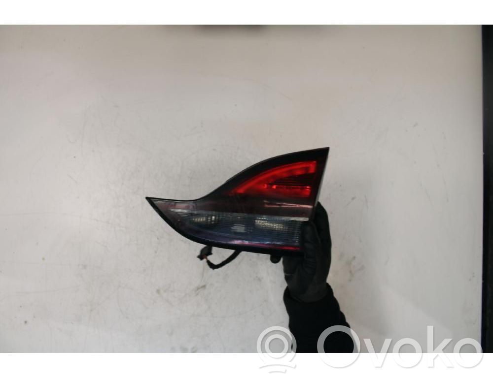 Opel Zafira C Lampă spate în capacul portbagajului