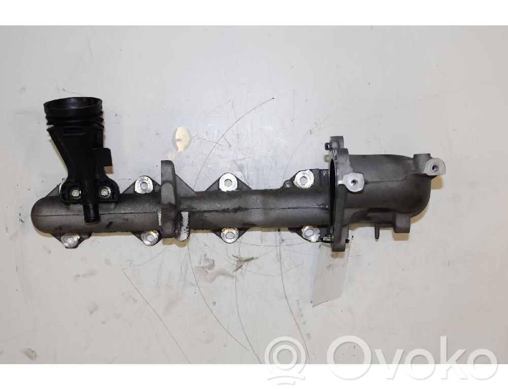 Nissan Qashqai+2 Colector de admisión 