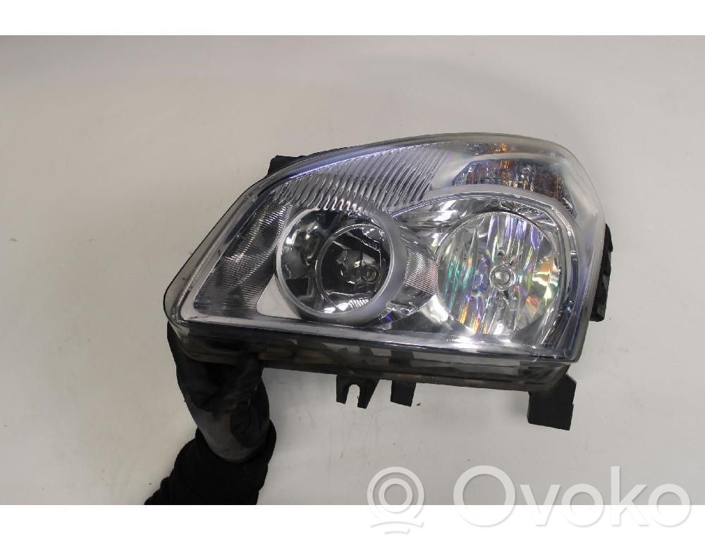 Nissan Qashqai+2 Faro/fanale