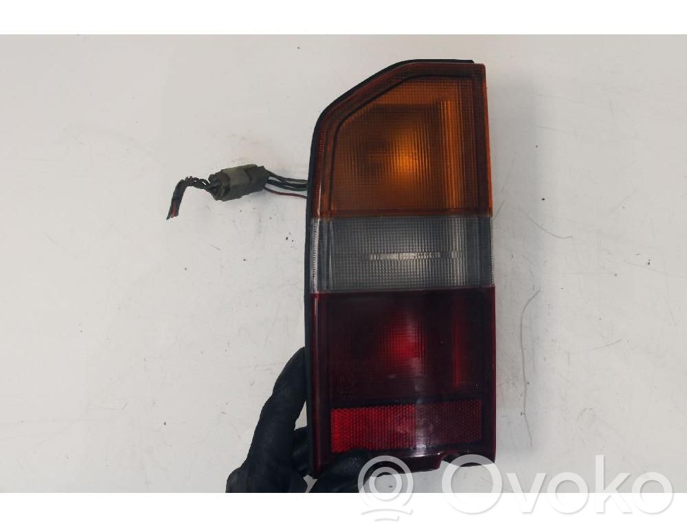 Suzuki Vitara (ET/TA) Lampa tylna 