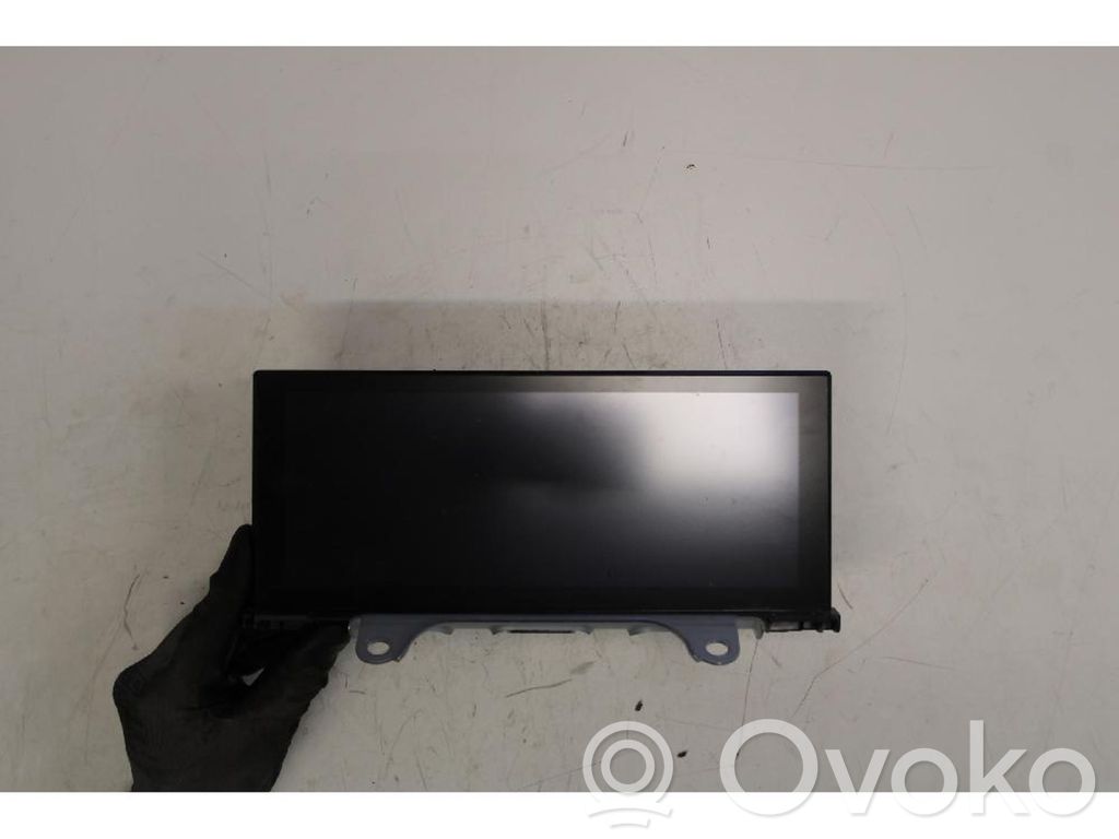 Lexus CT 200H Screen/display/small screen 