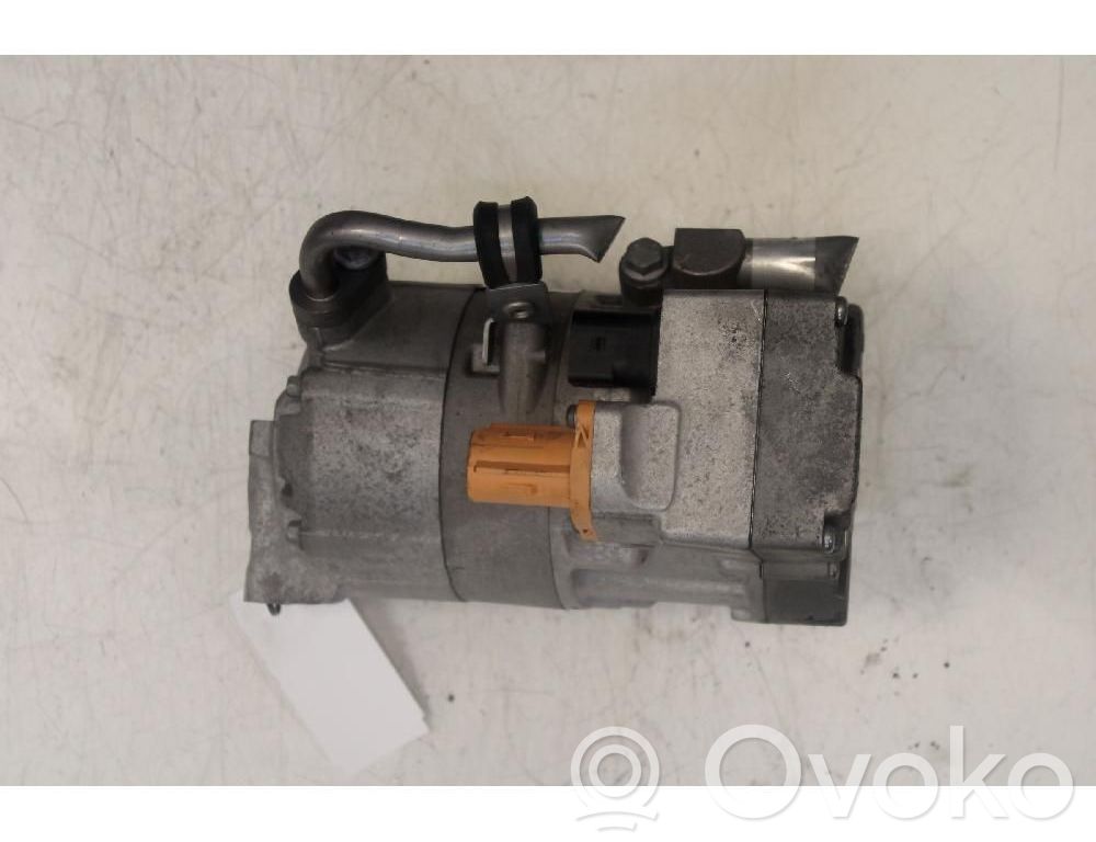 Compresor (pompă) aer condiționat (A/C)   52113751