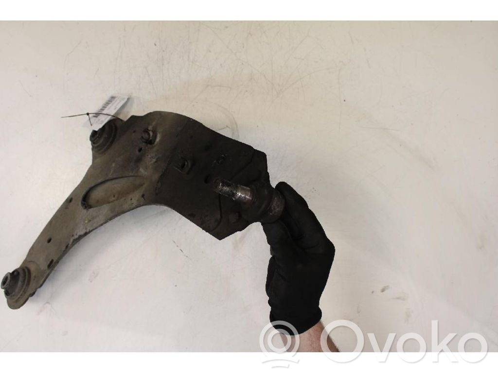 Renault Trafic II (X83) Basculă inferioară față