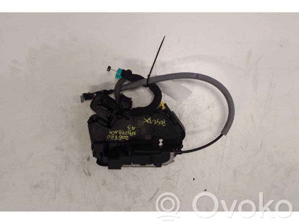 Audi A3 8Y Zamek drzwi tylnych 