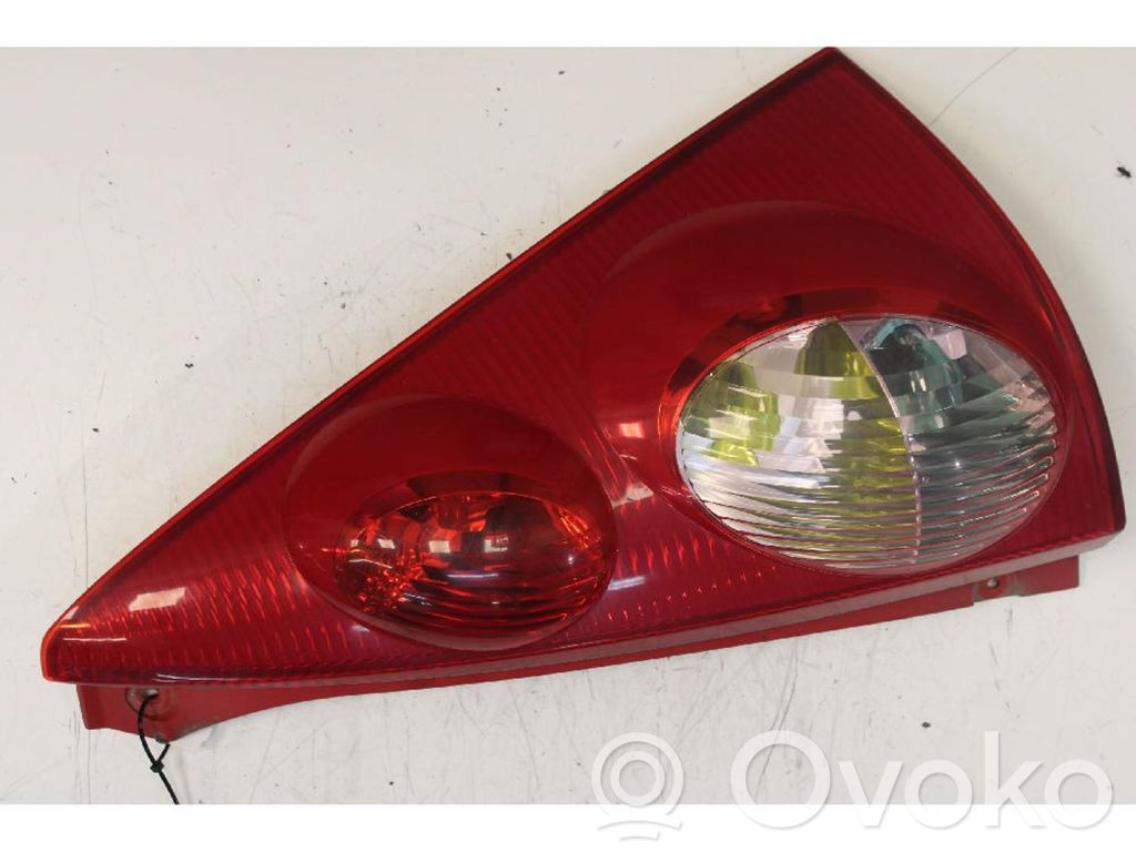 Peugeot 107 Lampa tylna 