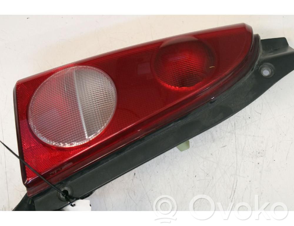 Opel Agila A Luci posteriori 