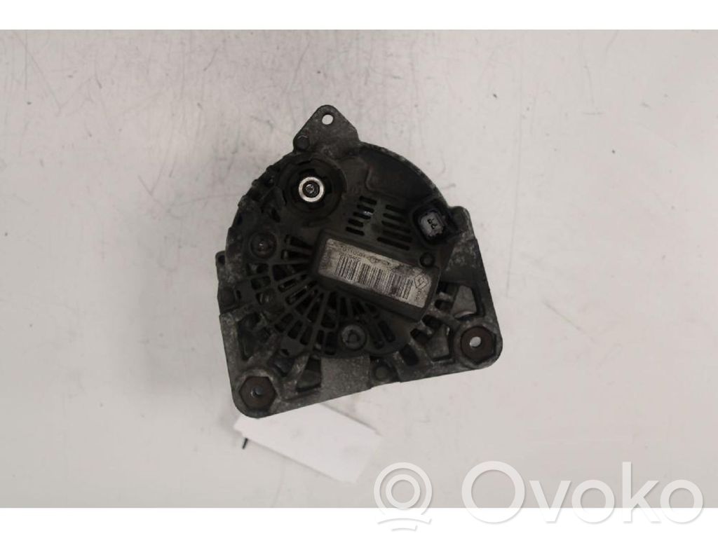 Renault Clio III Alternador 