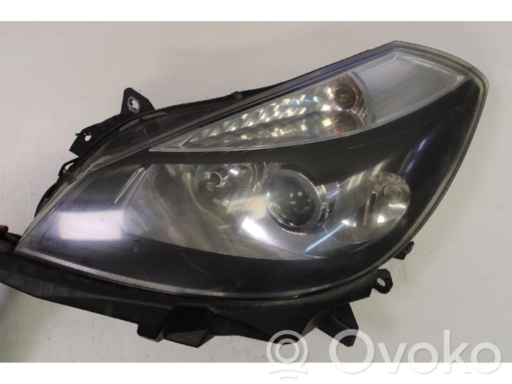 Renault Clio III Scheinwerfer 