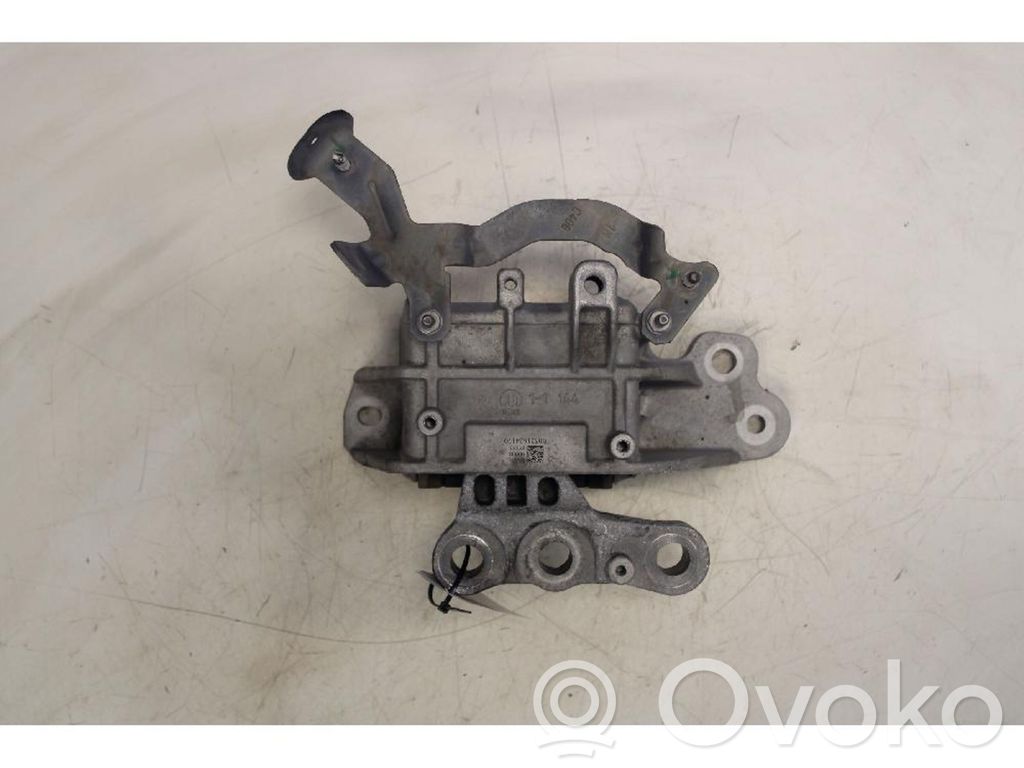 Engine mount bracket   52162417