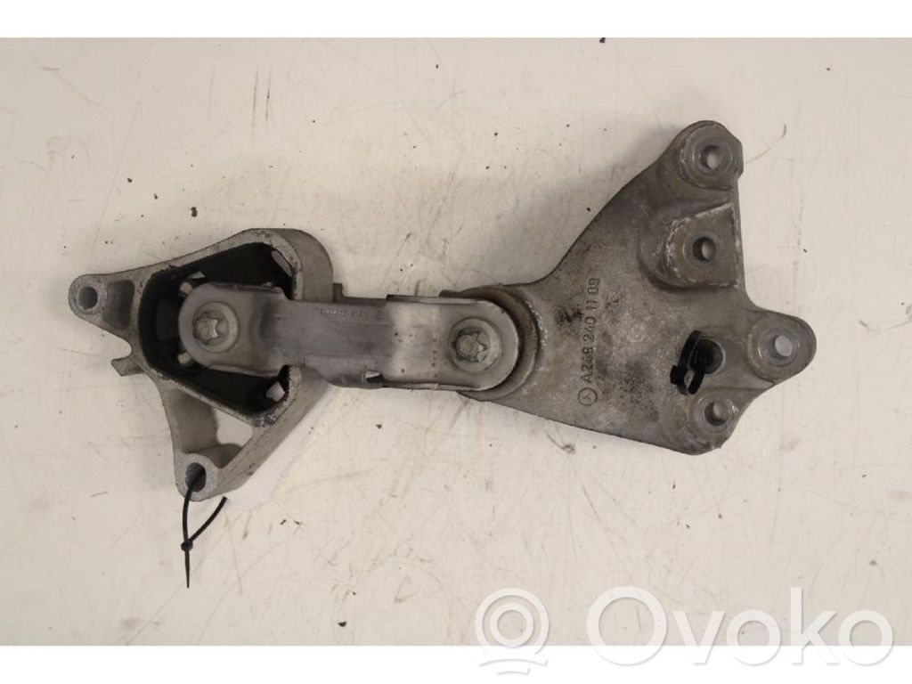 Mercedes-Benz B W246 W242 Supporto di montaggio del motore 