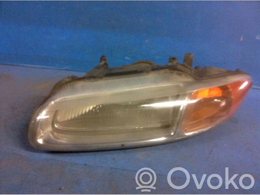 Chrysler Stratus Phare frontale 