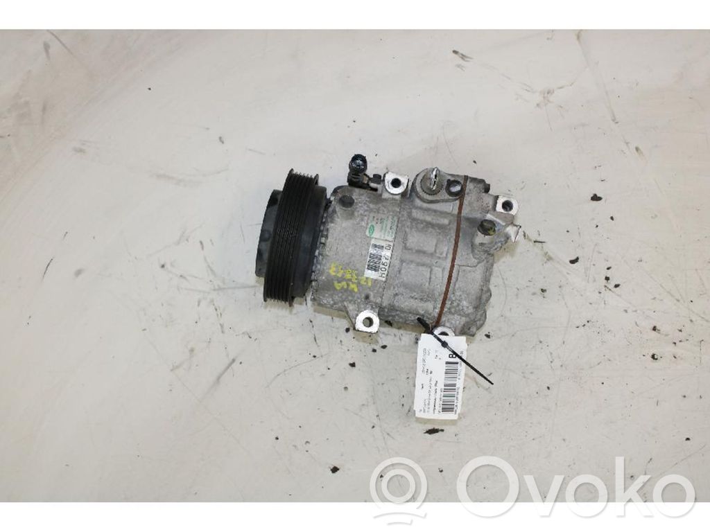 Ilmastointilaitteen kompressorin pumppu (A/C)   977012H000