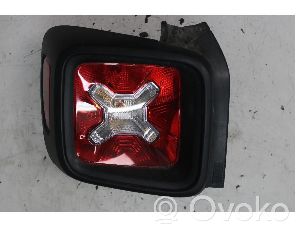 Jeep Renegade Lampă spate în caroserie 