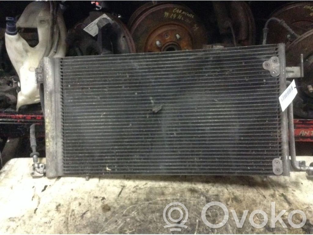 Radiateur condenseur de climatisation
