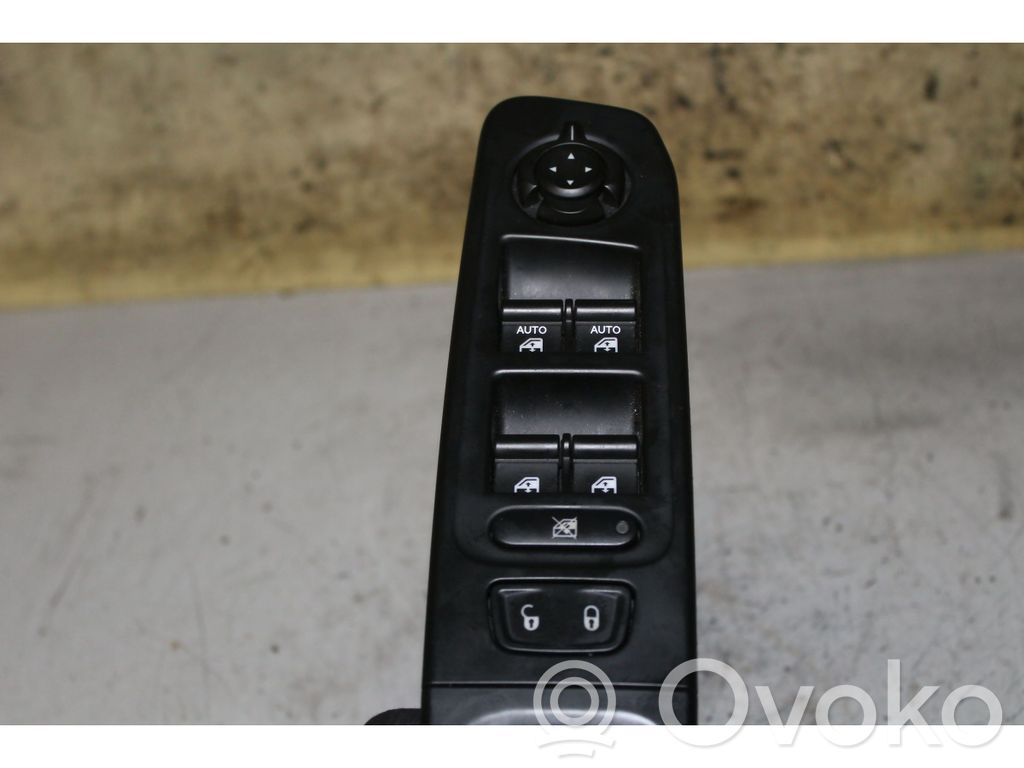 Comutator comandă geamuri electrice   735603942