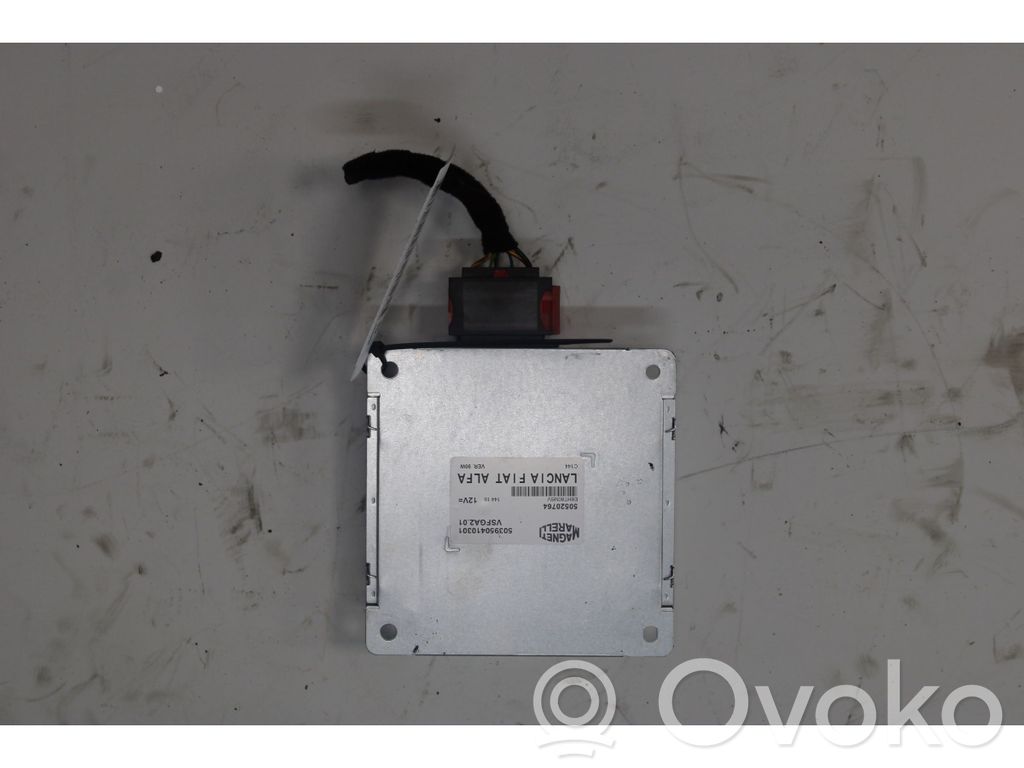 Boîtier de commande ASC / interrupteurs   50520764