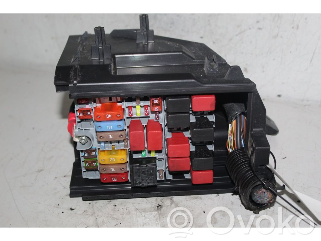 Módulo de fusible   51882144