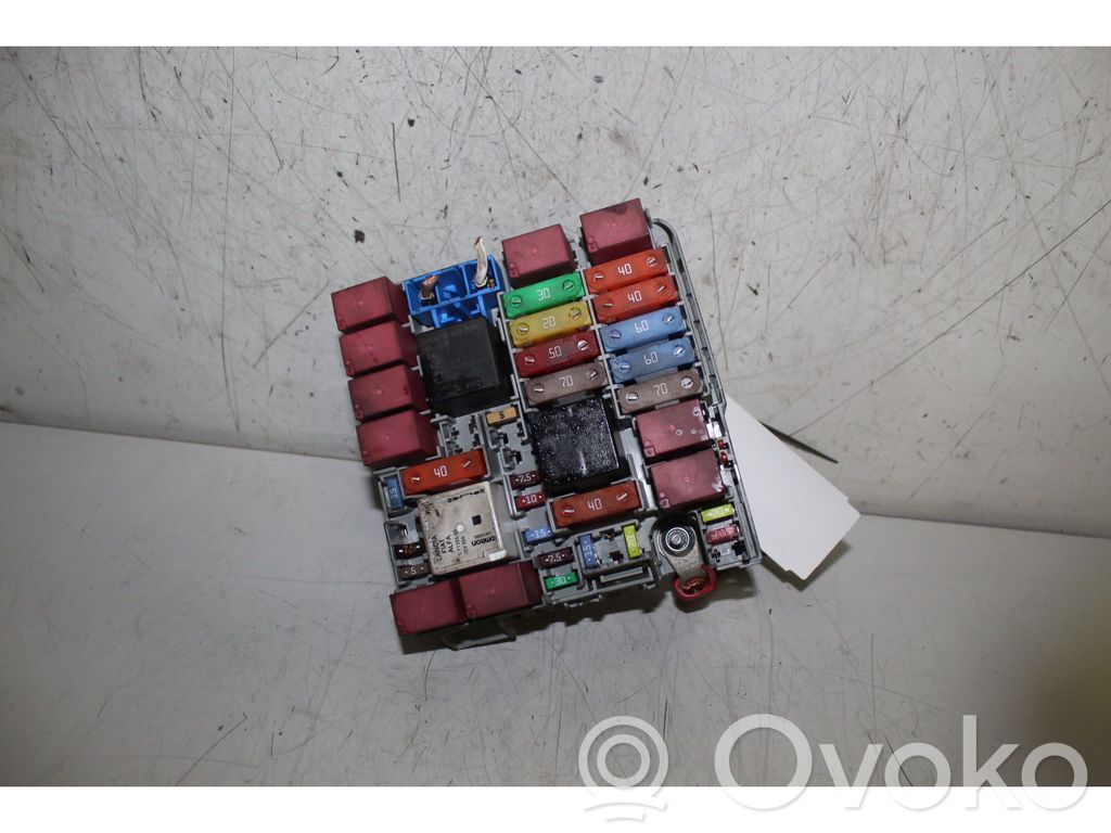 Módulo de fusible   52028777