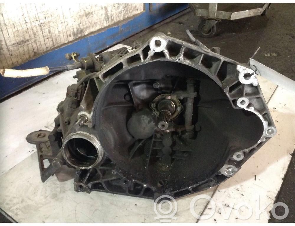 Fiat Punto (176) Scatola del cambio manuale a 5 velocità 