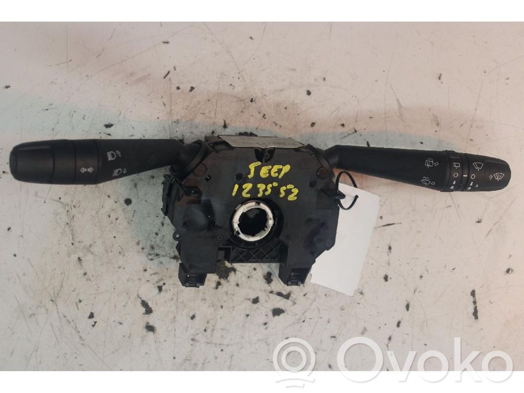Jeep Renegade Light switch 