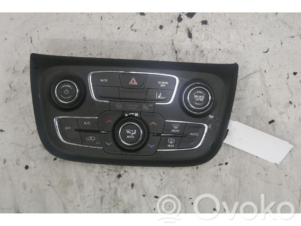 Jeep Compass Climate control unit 