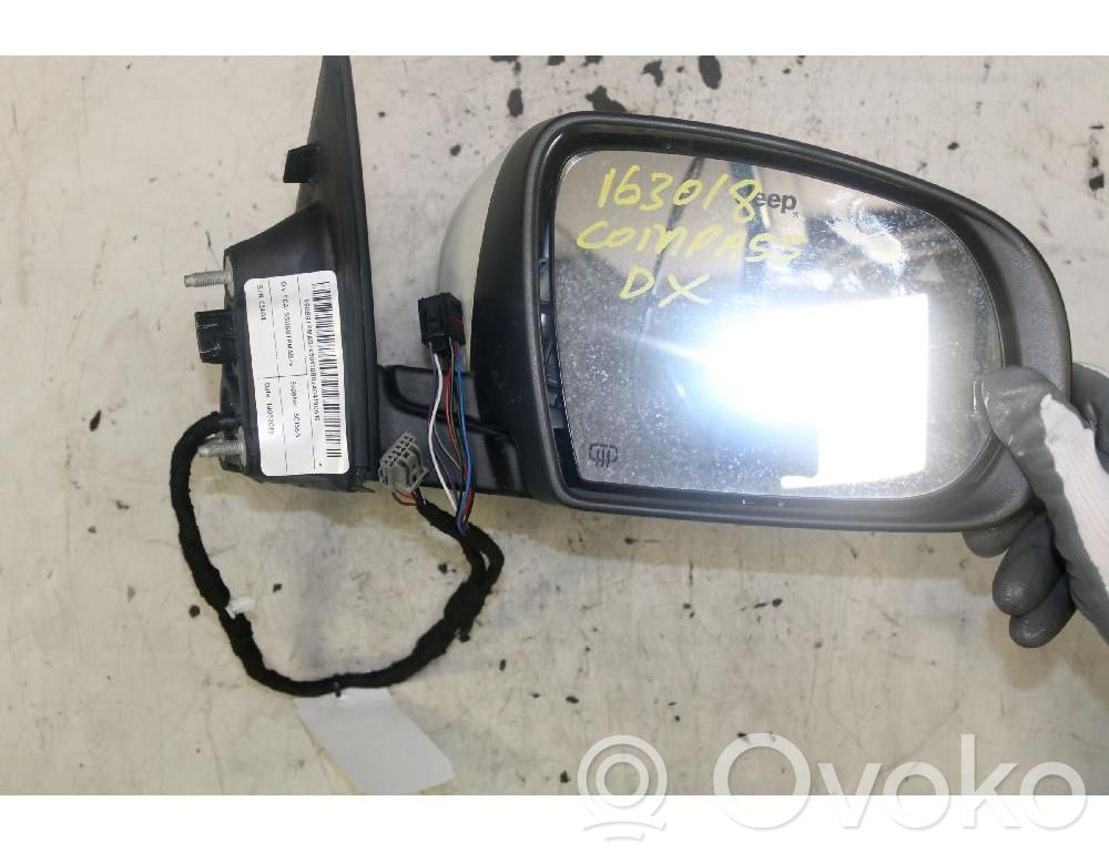 Jeep Compass Etuoven sähköinen sivupeili