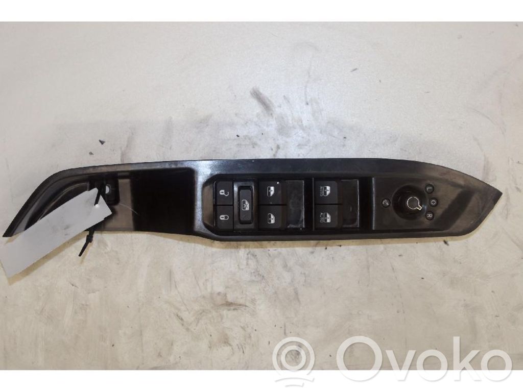 Jeep Compass Electric window control switch 