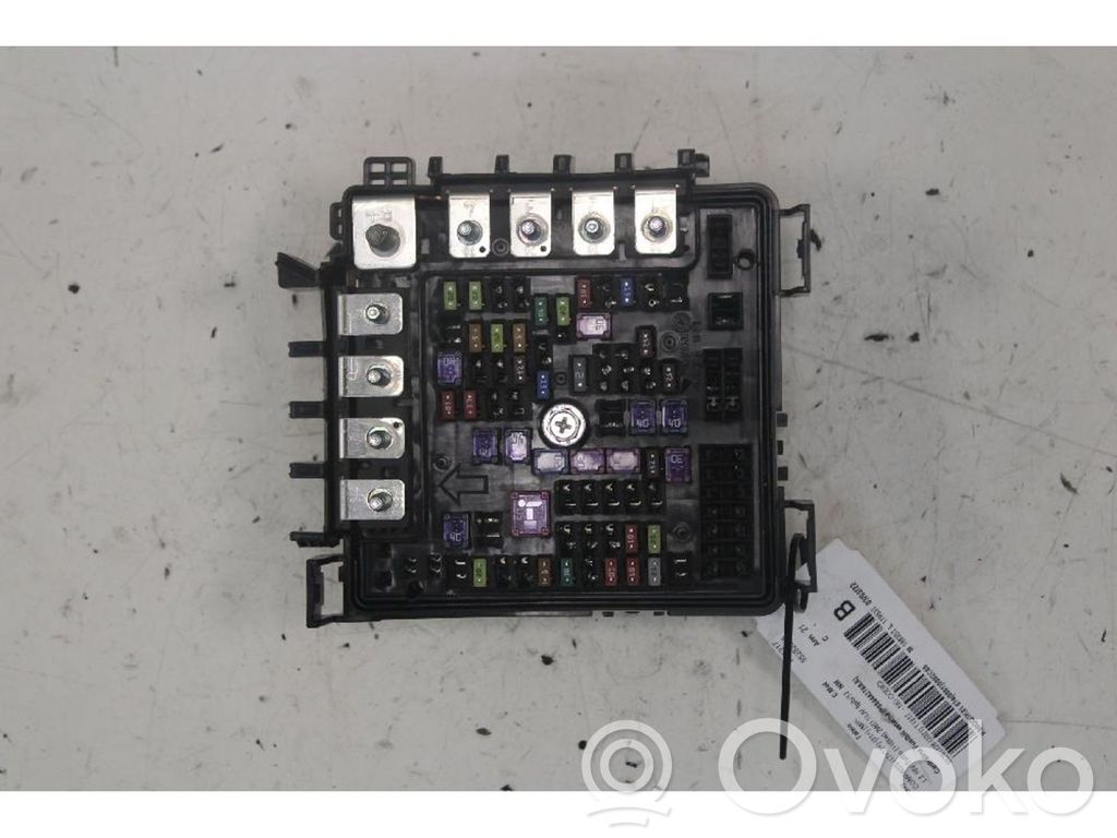 Jeep Compass Fuse module 