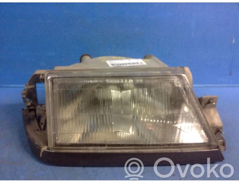 Alfa Romeo 33 Lampa przednia 