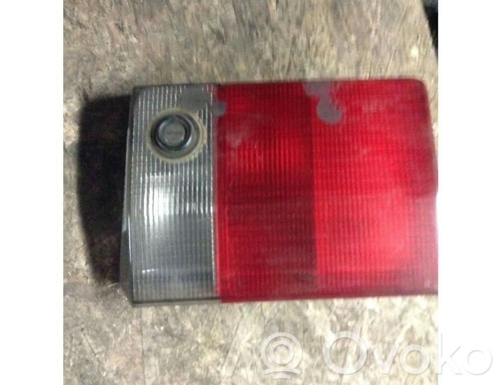 Audi 80 90 S2 B4 Lampa tylna 