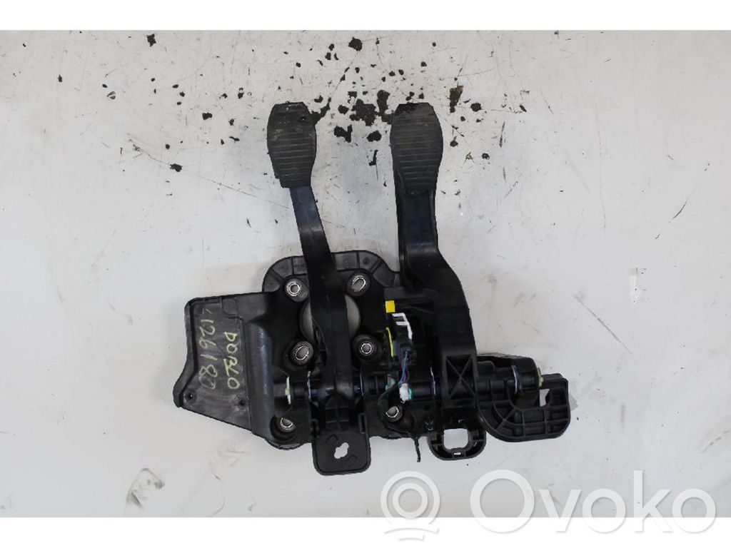 Fiat Doblo Assemblage pédale 