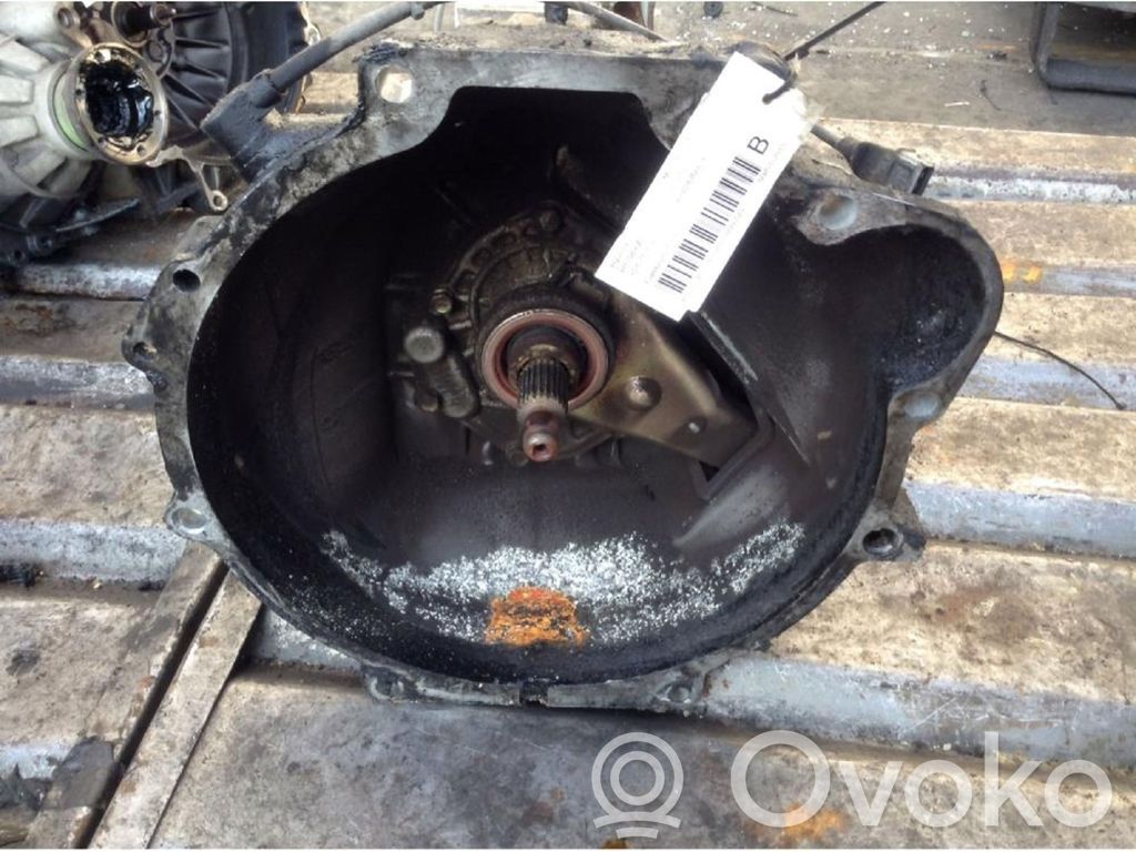 Hyundai H-1, Starex, Satellite Boîte de vitesses manuelle à 5 vitesses 