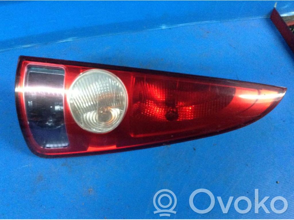 Lampa tylna