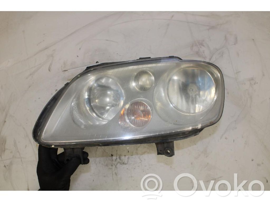 Volkswagen Touran I Faro/fanale