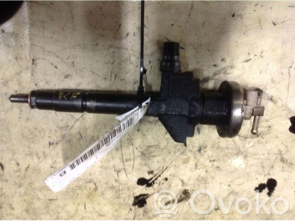 Mazda MPV II LW Inyector de combustible 