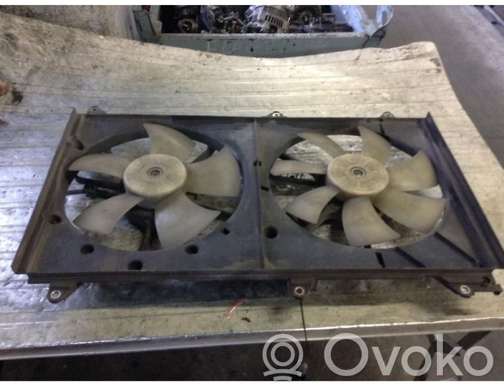 Toyota Avensis Verso Ventilatore di raffreddamento elettrico del radiatore 