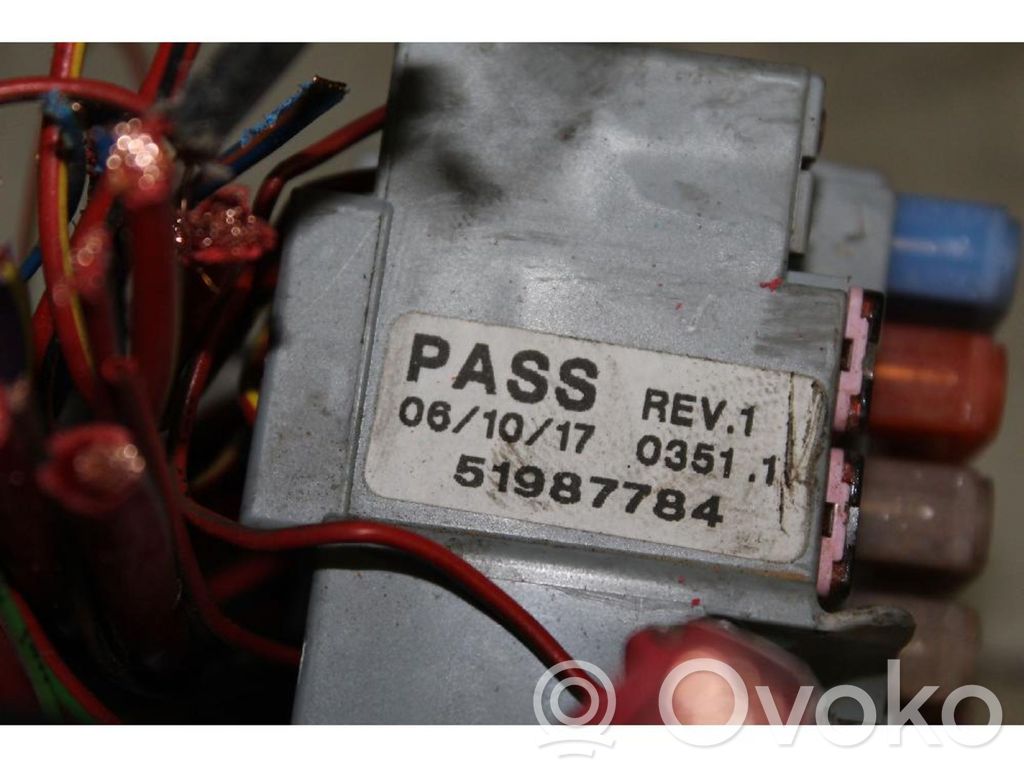 Sulakemoduuli   51987784