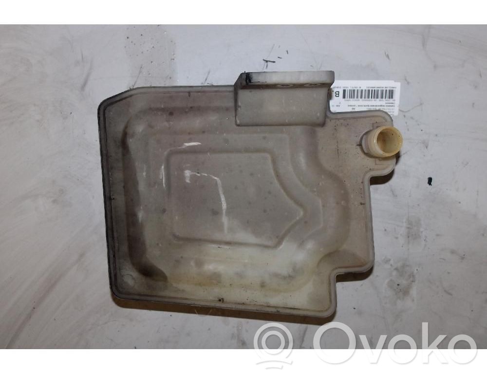 Audi A3 S3 8P Réservoir de liquide lave-glace