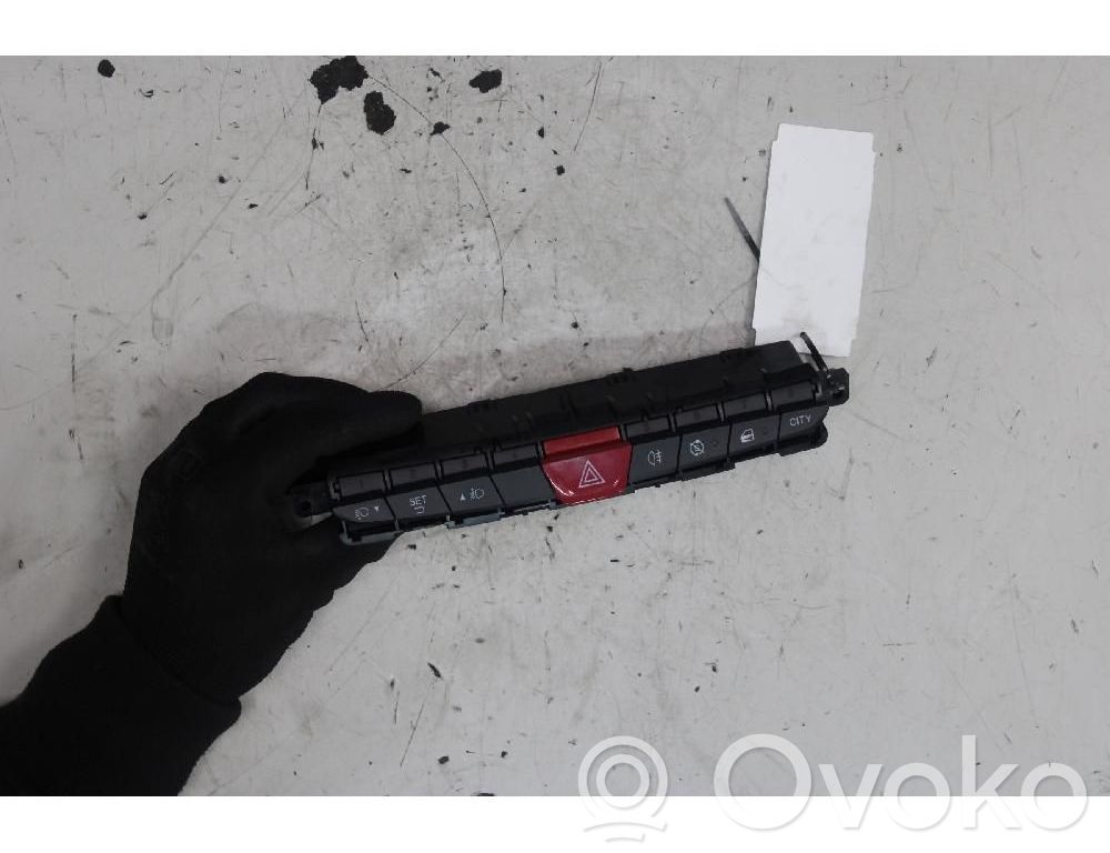 Lancia Ypsilon Interruptor de control multifunción 