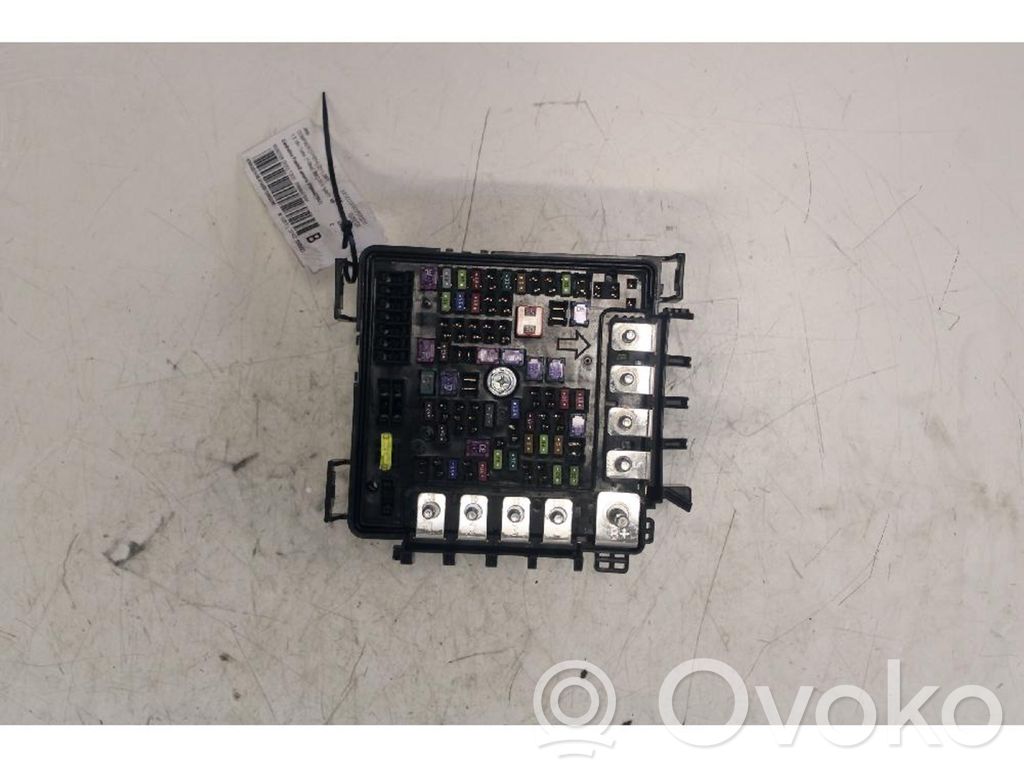 Jeep Compass Fuse module 