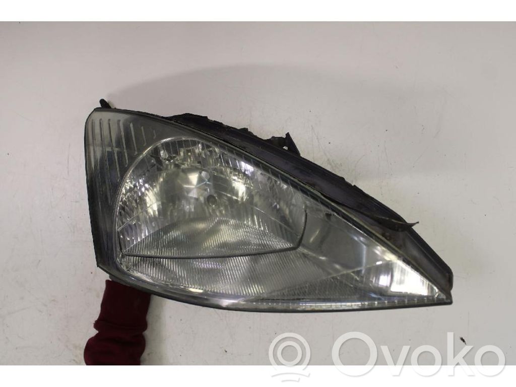 Ford Focus Headlight/headlamp 