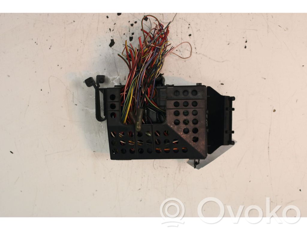 Módulo de fusible   0001683V001