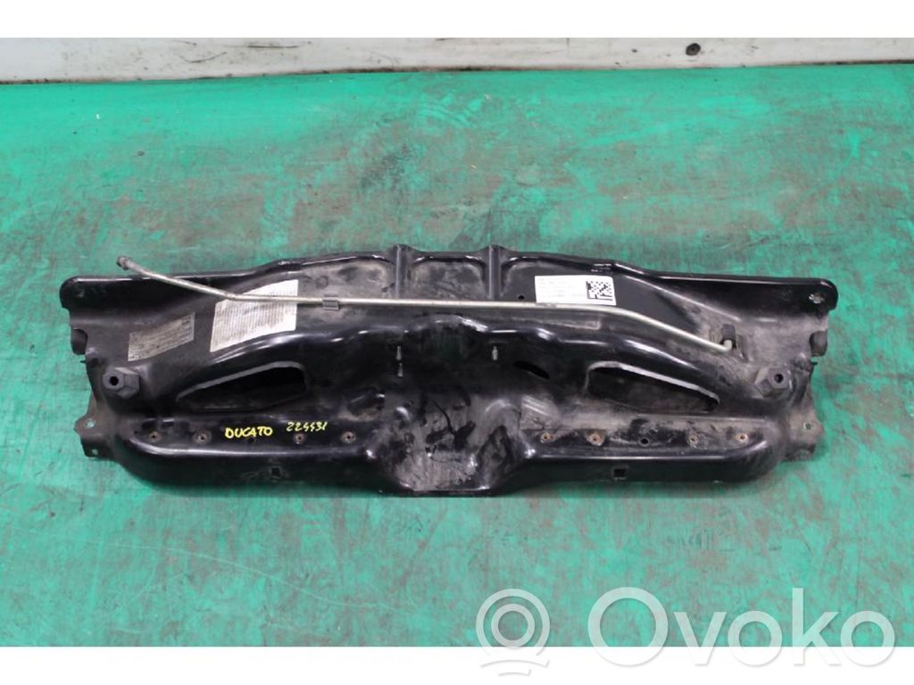 Fiat Ducato Support de radiateur sur cadre face avant 