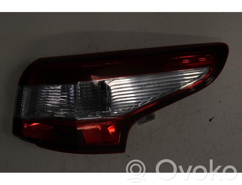 Nissan Qashqai Luci posteriori
