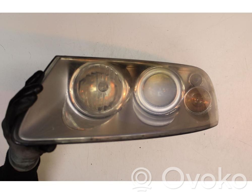 Volkswagen Touareg I Phare frontale