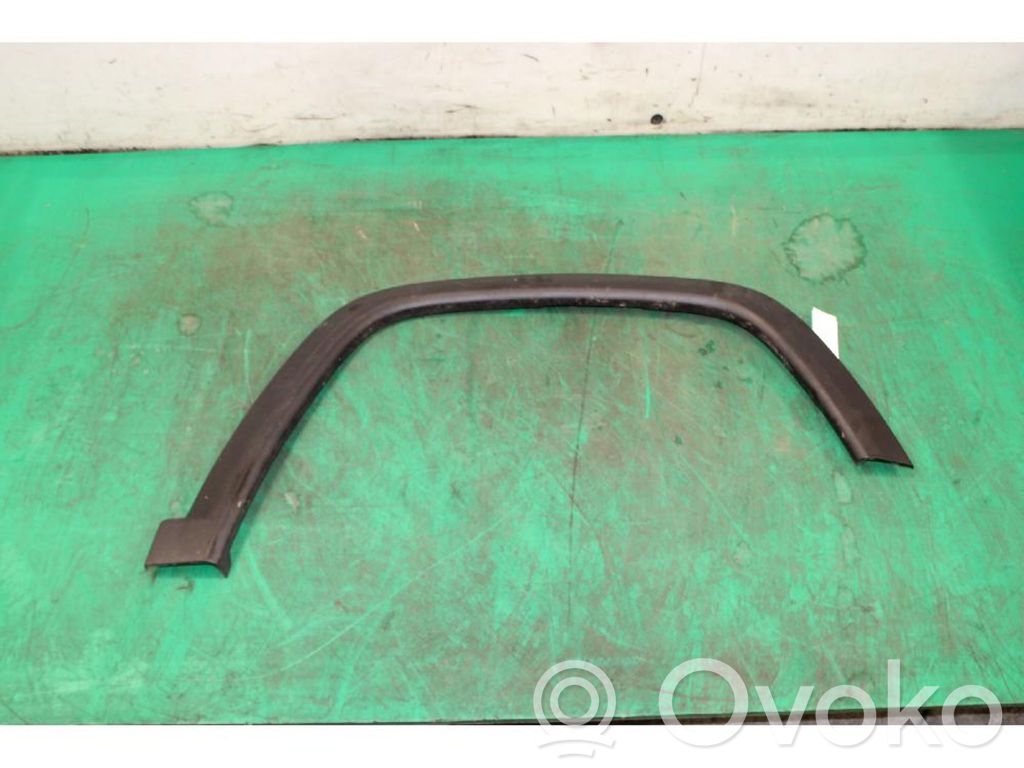 Front arch trim
