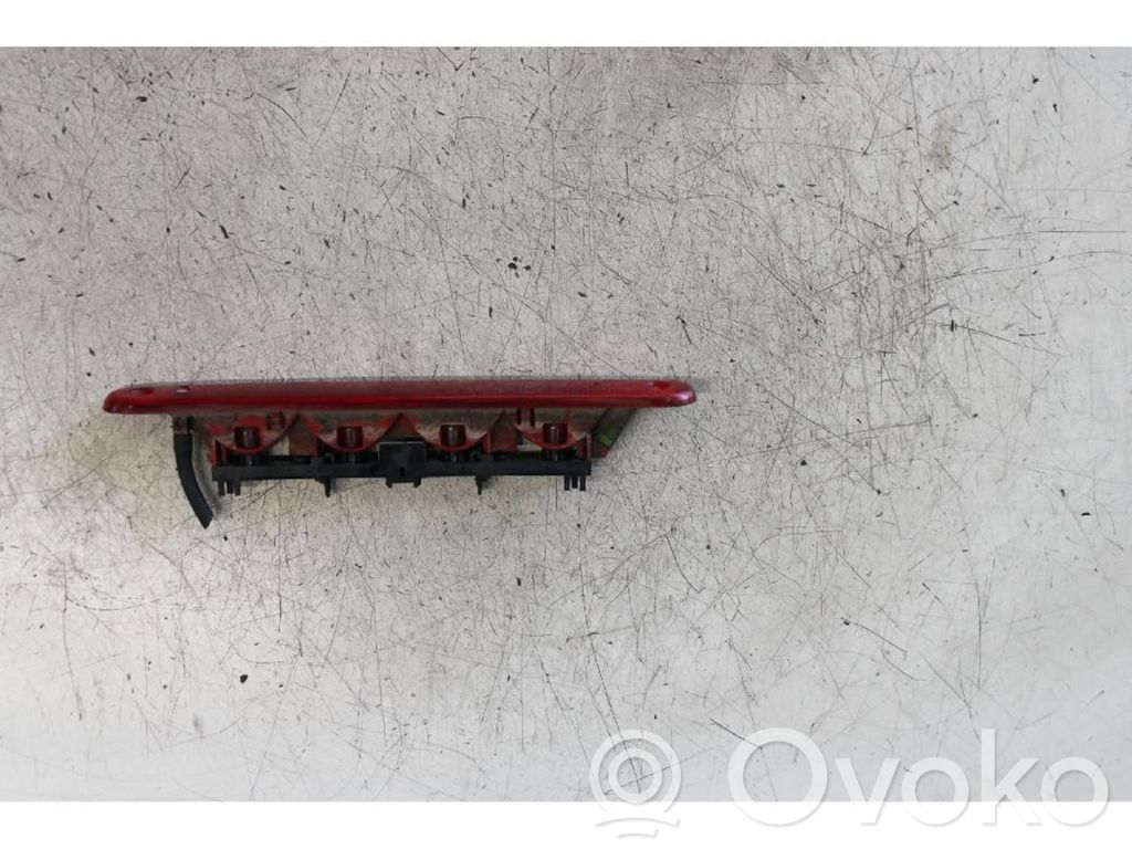 Toyota Aygo AB10 Trzecie światło stop 