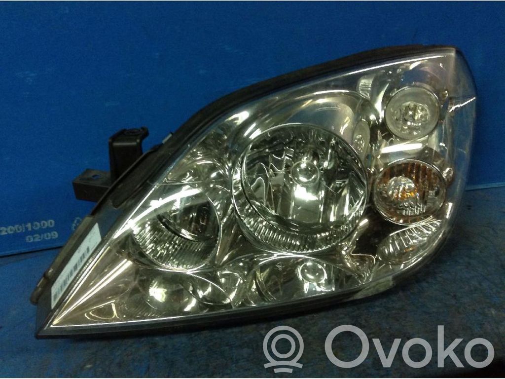 Nissan Primera Lampa przednia 