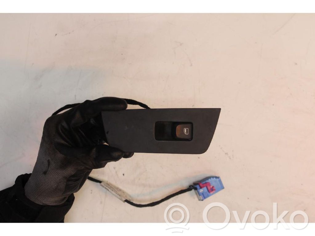 Audi A1 Electric window control switch 